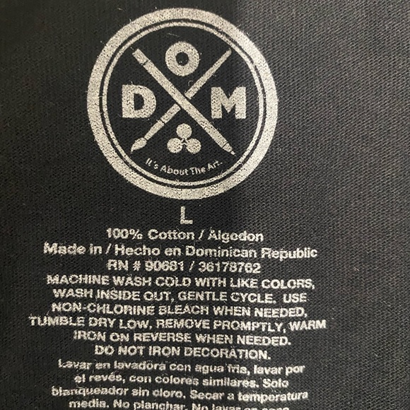 ⚡️ NWOT Rad Wolf Graphic tee - Picture 3 of 3